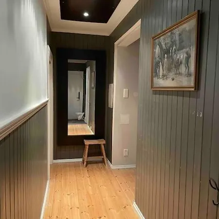 Great Family Unit Quiet And Central In