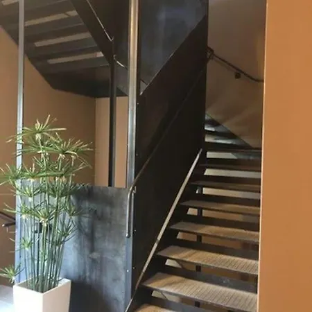 Great Family Unit Quiet And Central In Apartment *