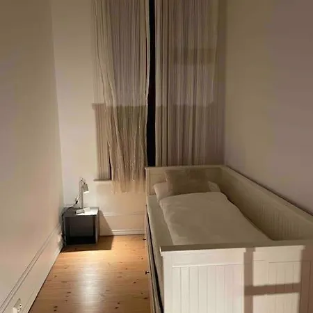 Great Family Unit Quiet And Central In Oslo